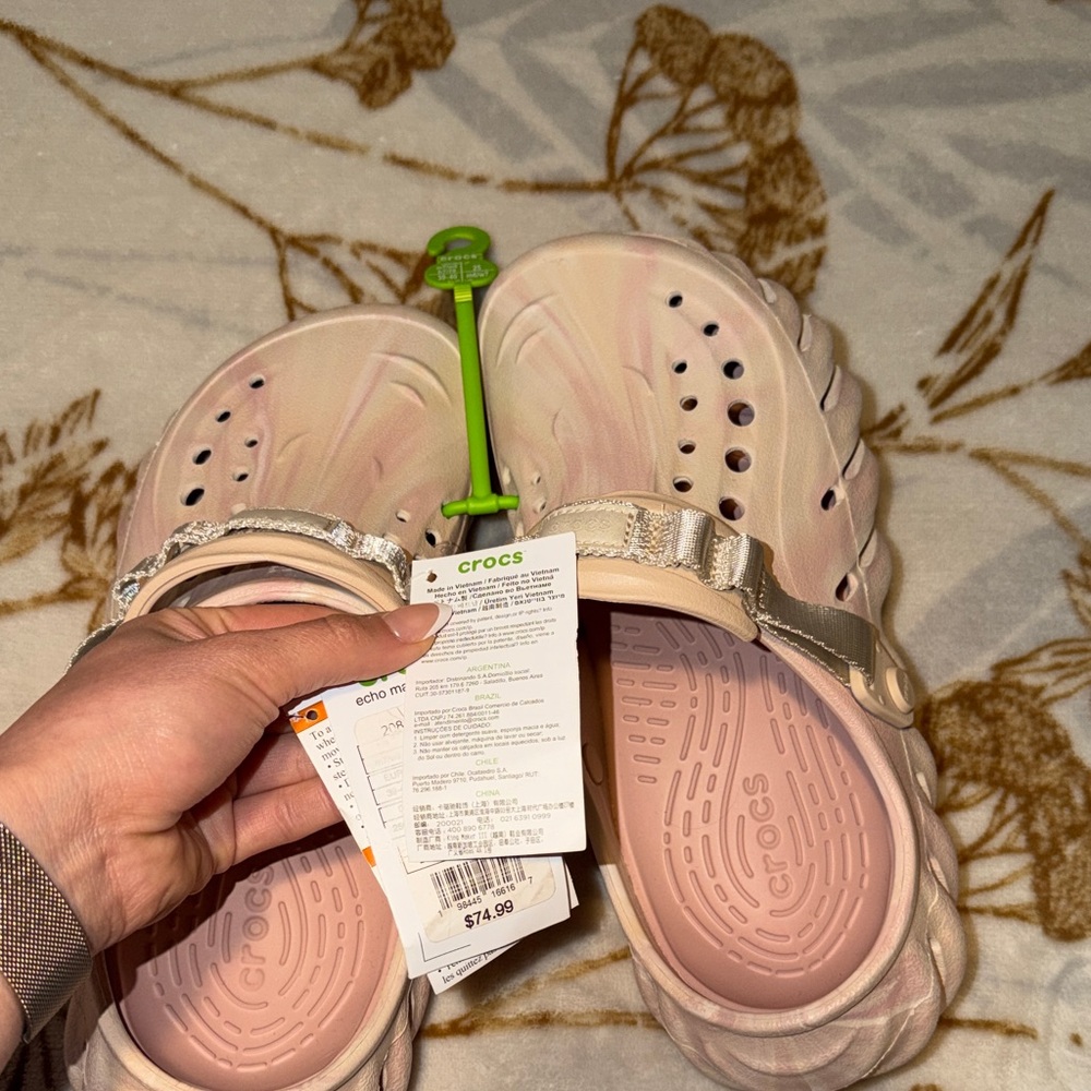 Crocs Echo Pink & Cream Swirl Size 9 Women’s - Picture 2 of 4